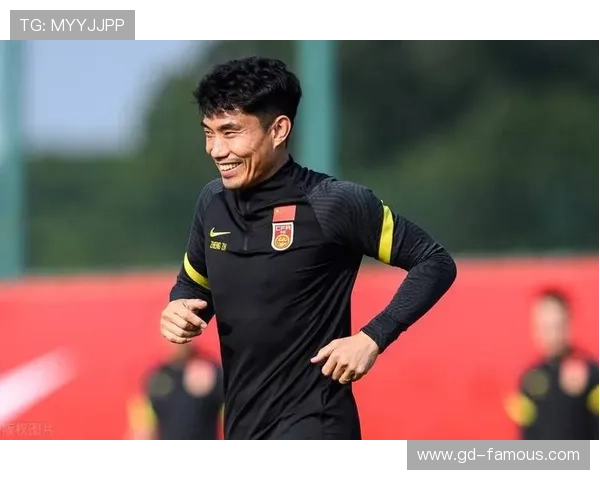 郑智在中国足球历史球员排名中的位置及其影响力分析